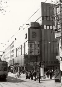 Kaufhaus Breuninger und Co., 1994, Stadtarchiv Karlsruhe 8/PBS oXIVf 198.