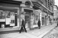 Reisebüro Hirsch-Reisen in der Erbprinzenstraße 31, Dezember 1980, Stadtarchiv Karlsruhe 8/BA Schlesiger A40/192/6/25.