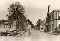 Das zerstörte alte Rathaus, Jägerhausstraße 6, um 1945, Stadtarchiv Karlsruhe 8/PBS XIIIa 576.